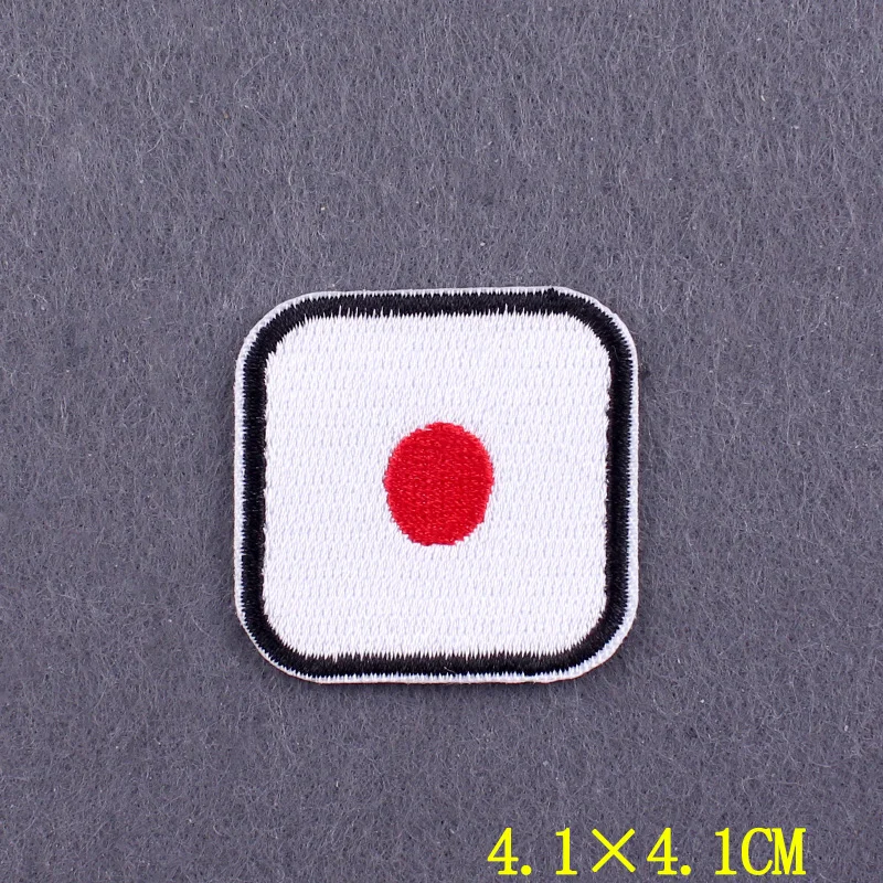 Parche bordado en blanco y negro, parches para planchar en la ropa, insignias de dados DIY en la mochila, parches de lazo de gancho Punk en la ropa - imagen 2