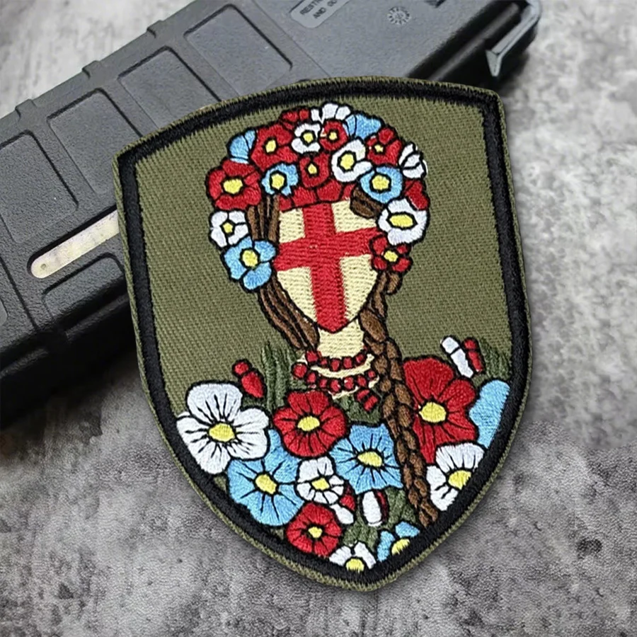 Parche táctico con corona de flores para niña, brazalete con gancho y bucle bordado, insignia de moral militar, pegatinas para mochila - imagen 3