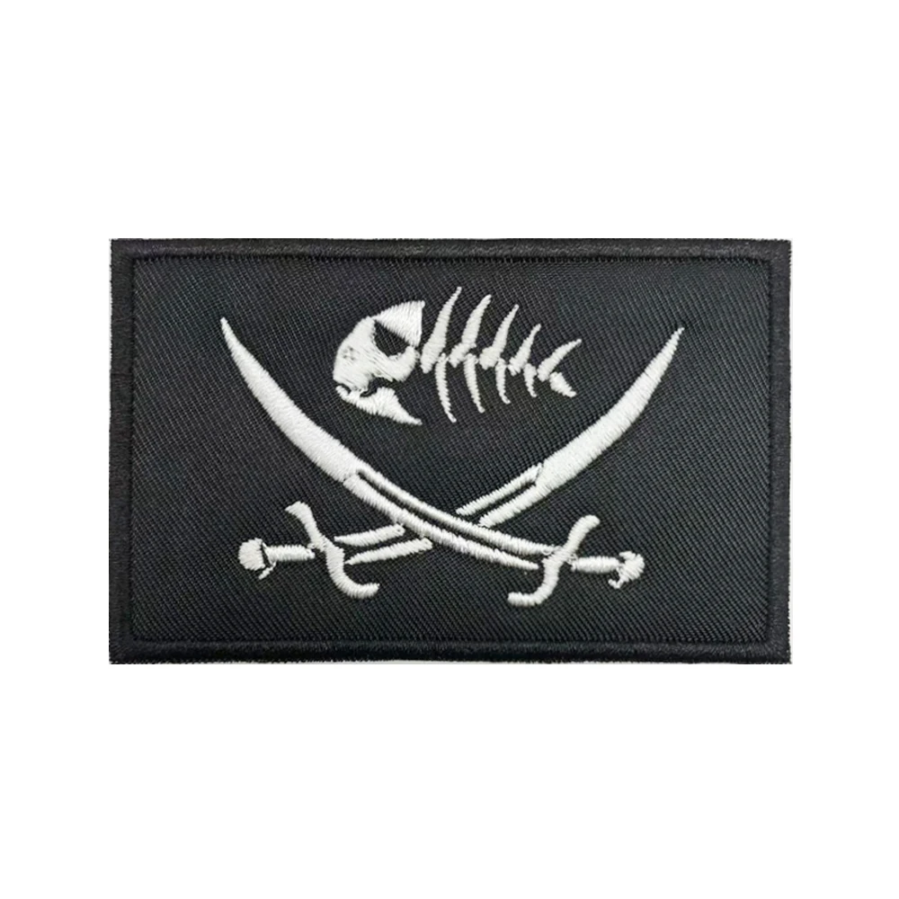 Parches de bandera pirata para el brazo, parche bordado de gancho y bucle, insignia bordada de hierro, rayas militares