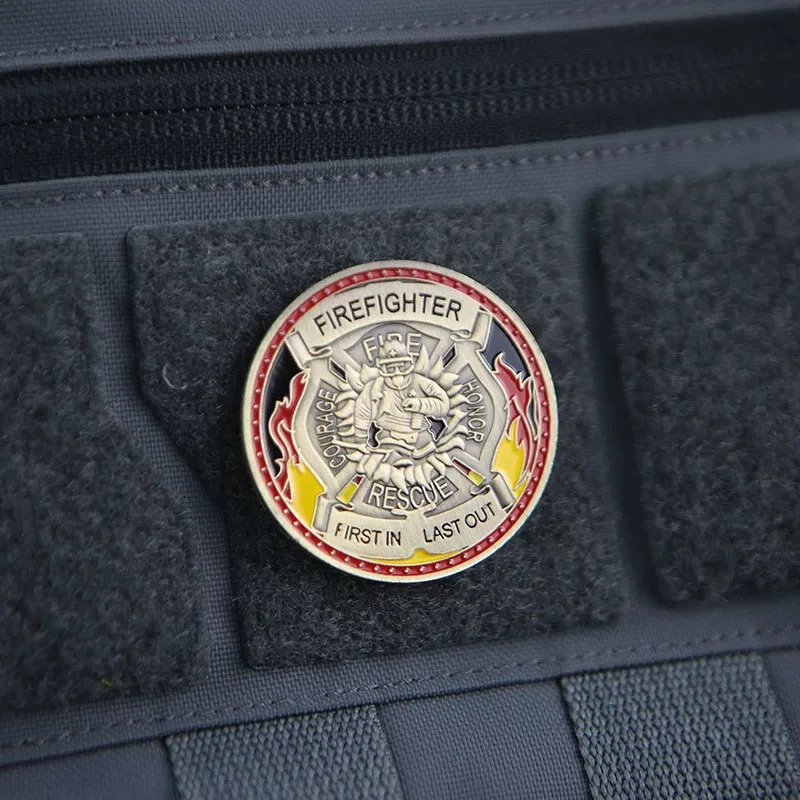 Alarma de incendio, Honor, bombero, insignia de moral de Metal, brazalete, emblema de gancho y bucle, parche táctico valiente y impecable, pegatinas para mochila - imagen 5