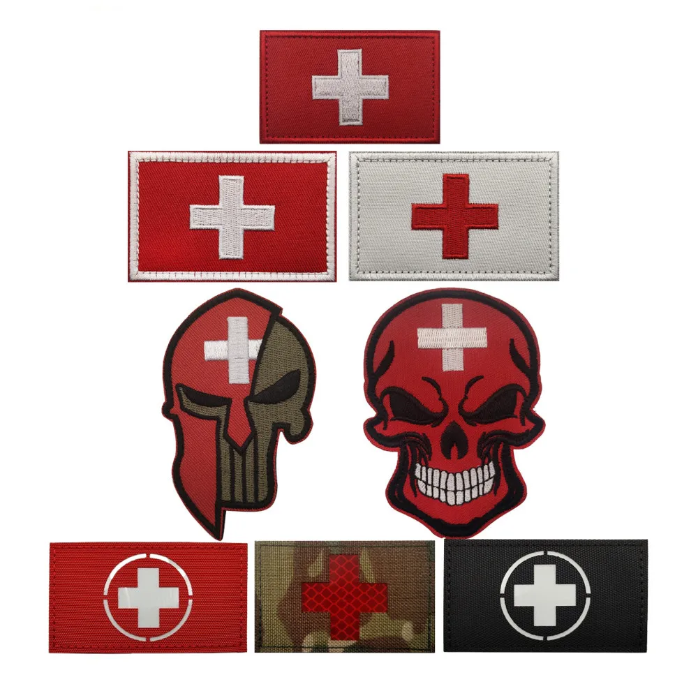 Parches bordados con bandera nacional de Suiza, insignias militares tácticas para casco de SPARTAN, bandera cruzada reflectante para mochila y sombrero