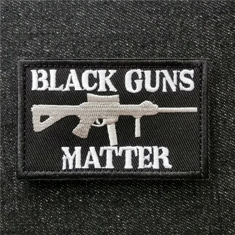 Parches bordados en blanco y negro para ropa, suministros de costura, pegatinas decorativas, insignias de gancho DIY para ropa - imagen 4