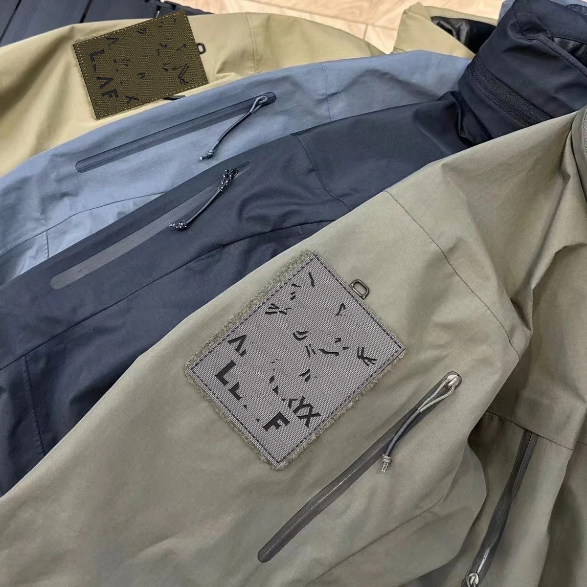 Insignia reflectante cortada con láser, parche para brazo de chaqueta de combate de aves militares, etiqueta de abridor de lubina, hacha de batalla de hojas con parche para mochila