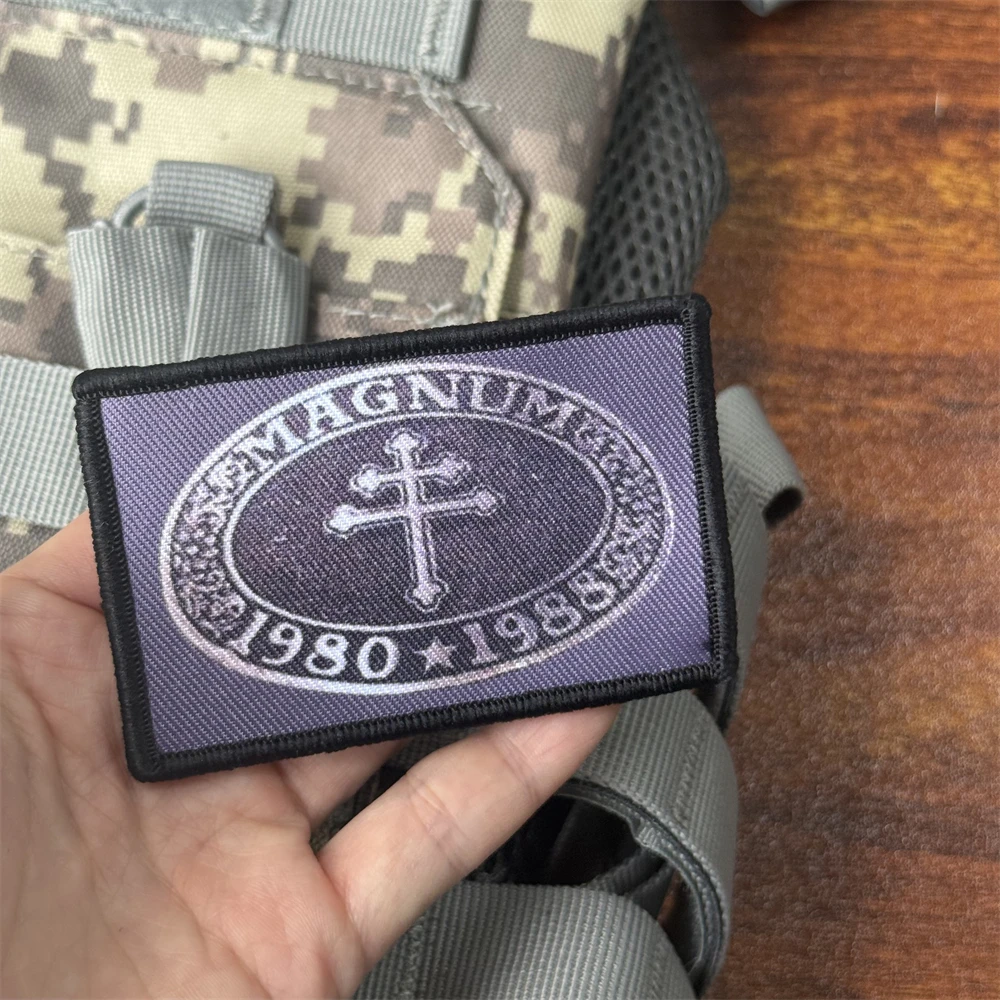 Magnum Cross Morale insignia parche emblema militar brazalete táctico impreso gancho y bucle ropa mochila accesorios pegatinas - imagen 3