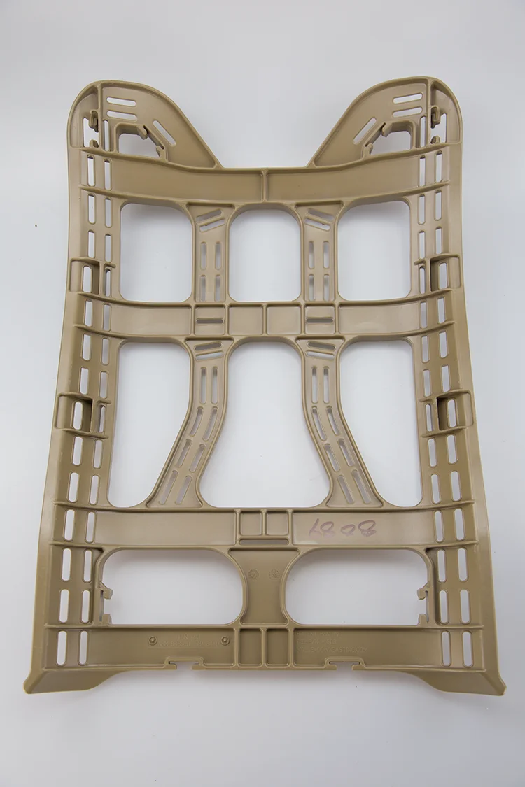 Sistema Molle, respaldo de color arena