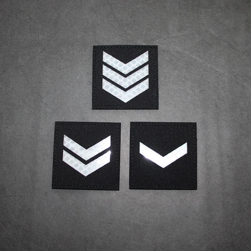 Insignia reflectante de tres vueltas, parche cuadrado de 5cm, grabado láser - imagen 2