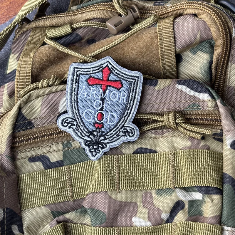 Parche bordado "Armor de Dios Cross Shield", insignia de moral táctica, parche militar con gancho, ropa, mochila, pegatinas, brazalete
