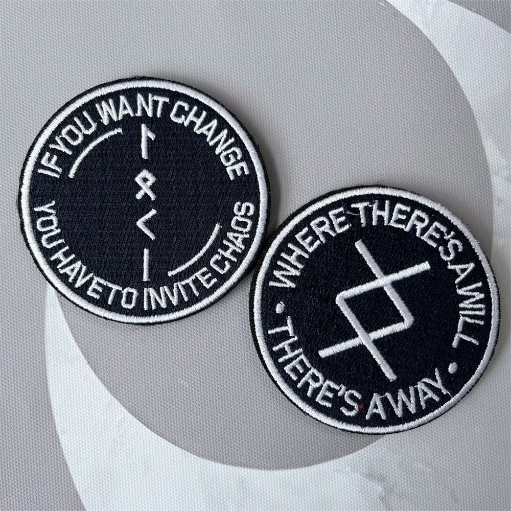 Parches bordados con hacha de árbol de la vida, símbolo vikingo, insignia de moral táctica, pegatina de gancho y bucle para mochila - imagen 4