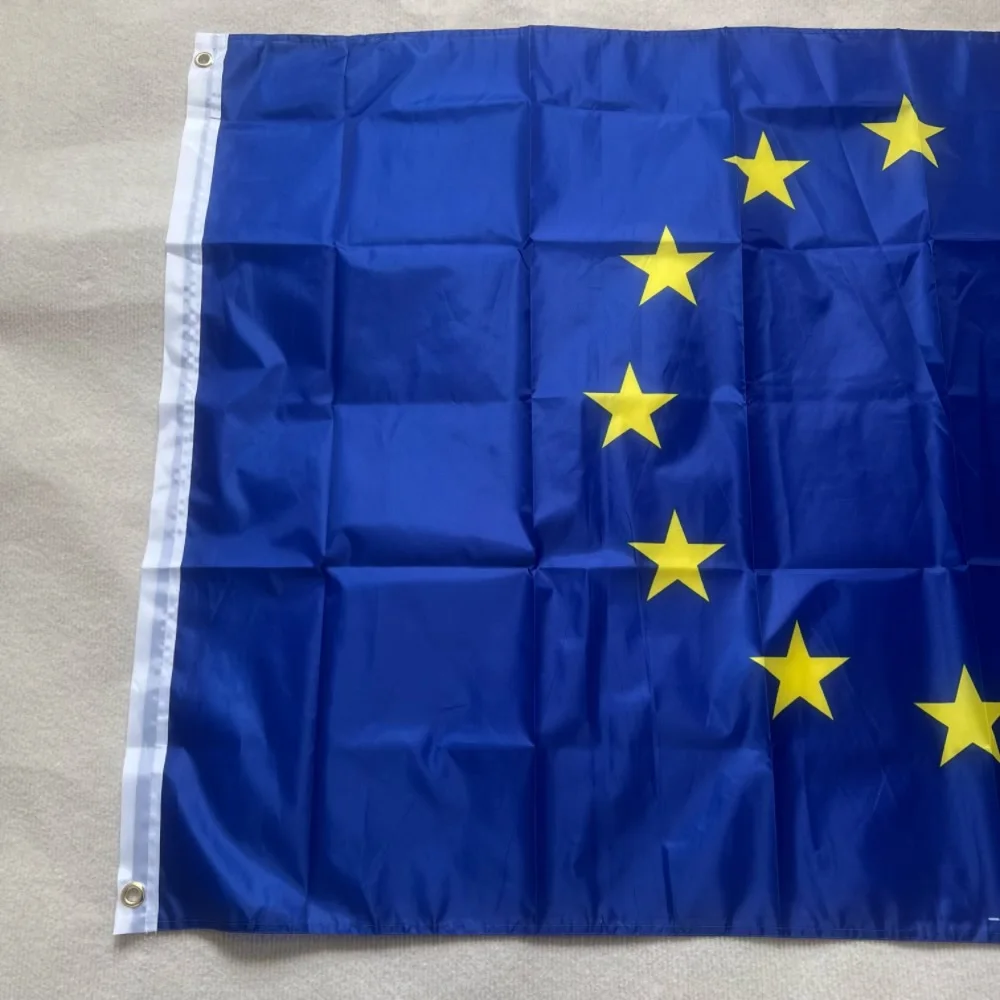 Bandera de la UE 90x150cm Bandera de la Unión Europea 90*150cm Bandera europea de Europa colgante de poliéster Bandera del Consejo de euros - imagen 3