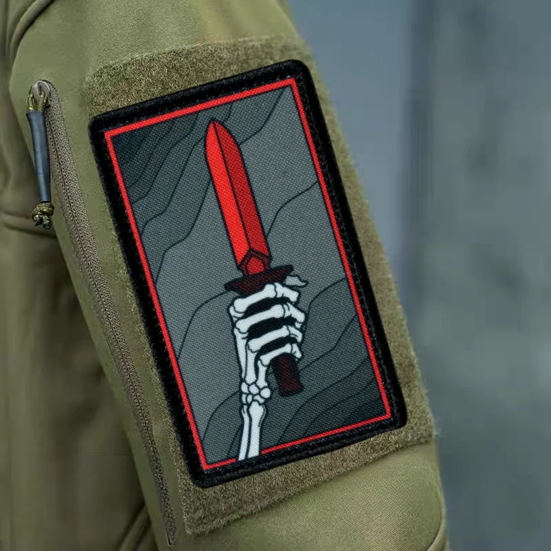 Parche táctico “Reparación por la batalla" en tela, brazalete militar, estampado de espada roja, insignia de moral, parches, pegatina para mochila de combate Klett - imagen 3