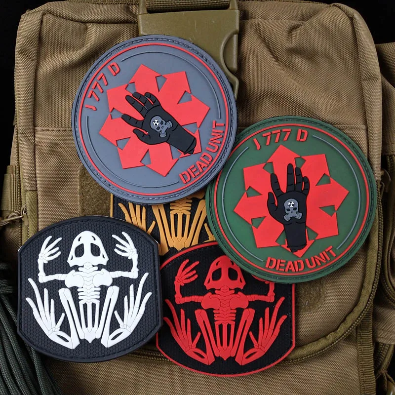 Insignia de silicona suave con gancho y bucle, Parche de goma militar de PVC respetuoso con el medio ambiente, pegatinas de mochila de brote de zombi, aplique de sombrero y ropa - imagen 5