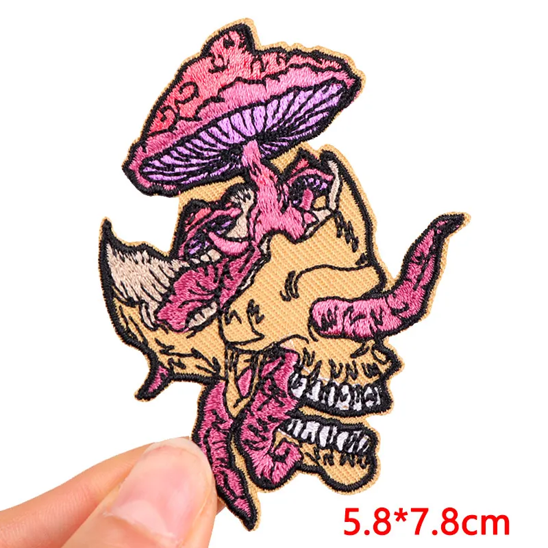 Parche bordado de calavera genial, parches termoadhesivos para planchar para ropa, insignias para coser chaqueta, parche Punk de terror - imagen 5