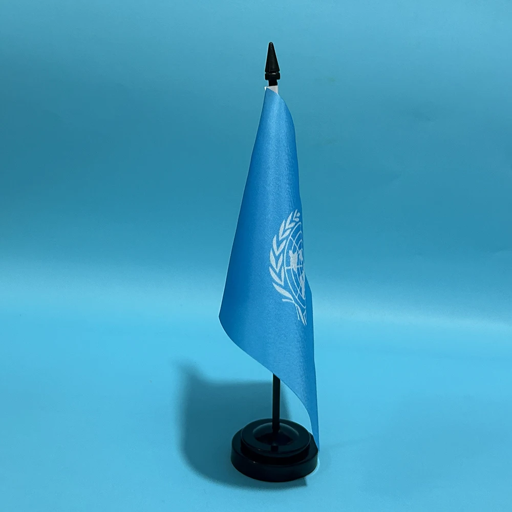 BANDERA DE SKY Bandera de escritorio de oficina Bandera de las Naciones Unidas 14x21cm poliéster UN Bandera de las Naciones Unidas Adornos de escritorio Banderas - imagen 5