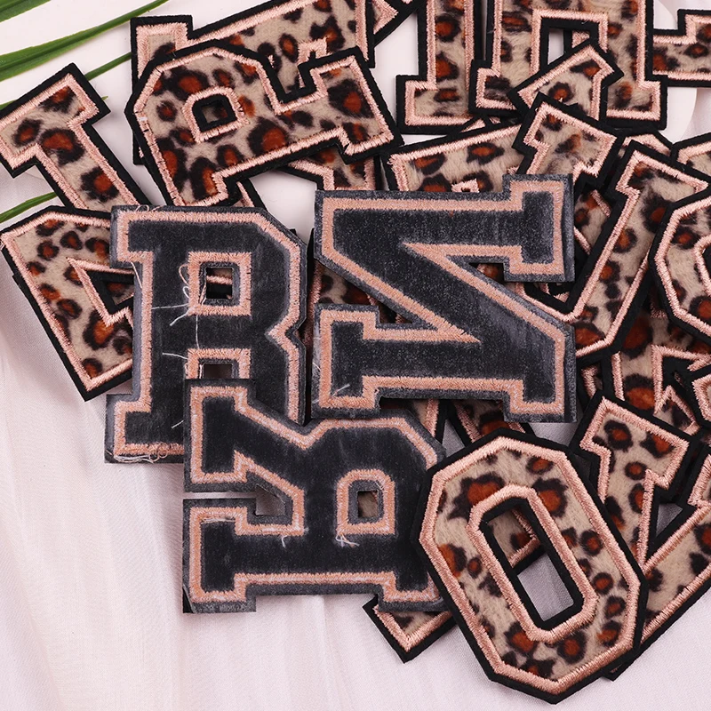 Parche bordado leopardo con letras A-Z para ropa táctica y accesorios - imagen 3