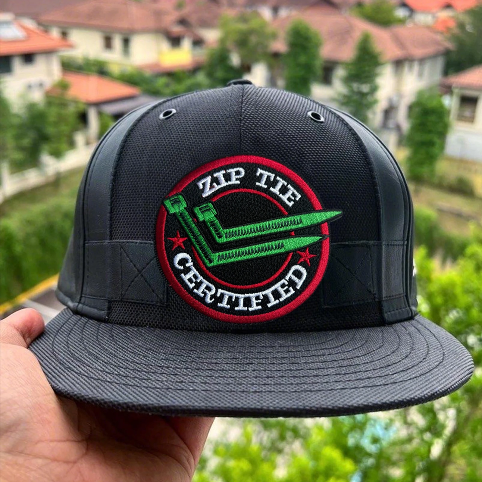 Parche táctico certificado con lazo con cremallera, parches bordados con gancho y bucle divertidos, insignia de moral militar, brazalete del ejército, pegatinas para mochila - imagen 4