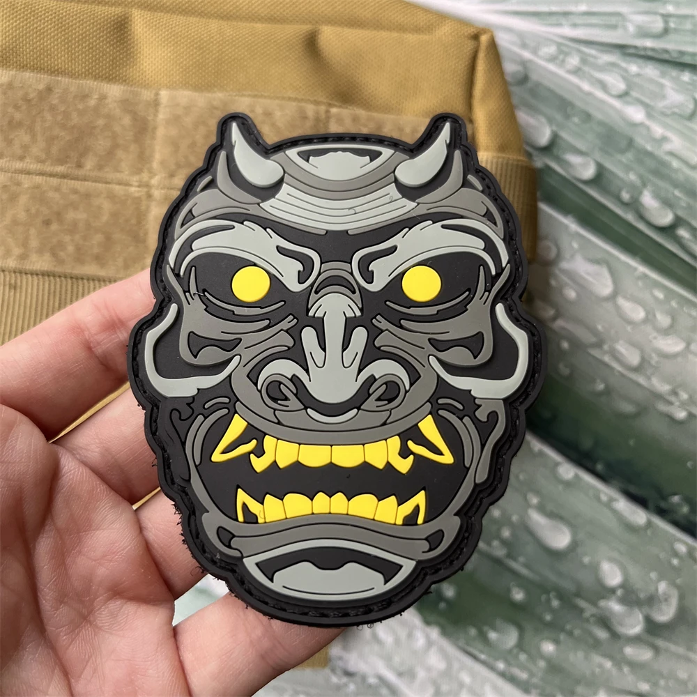 Parche táctico de cabra negra exótica Cthulhu, insignia de moral de PVC, parches de gancho y bucle para mochila, pegatinas militares, máscara de guerrero monstruo - imagen 3