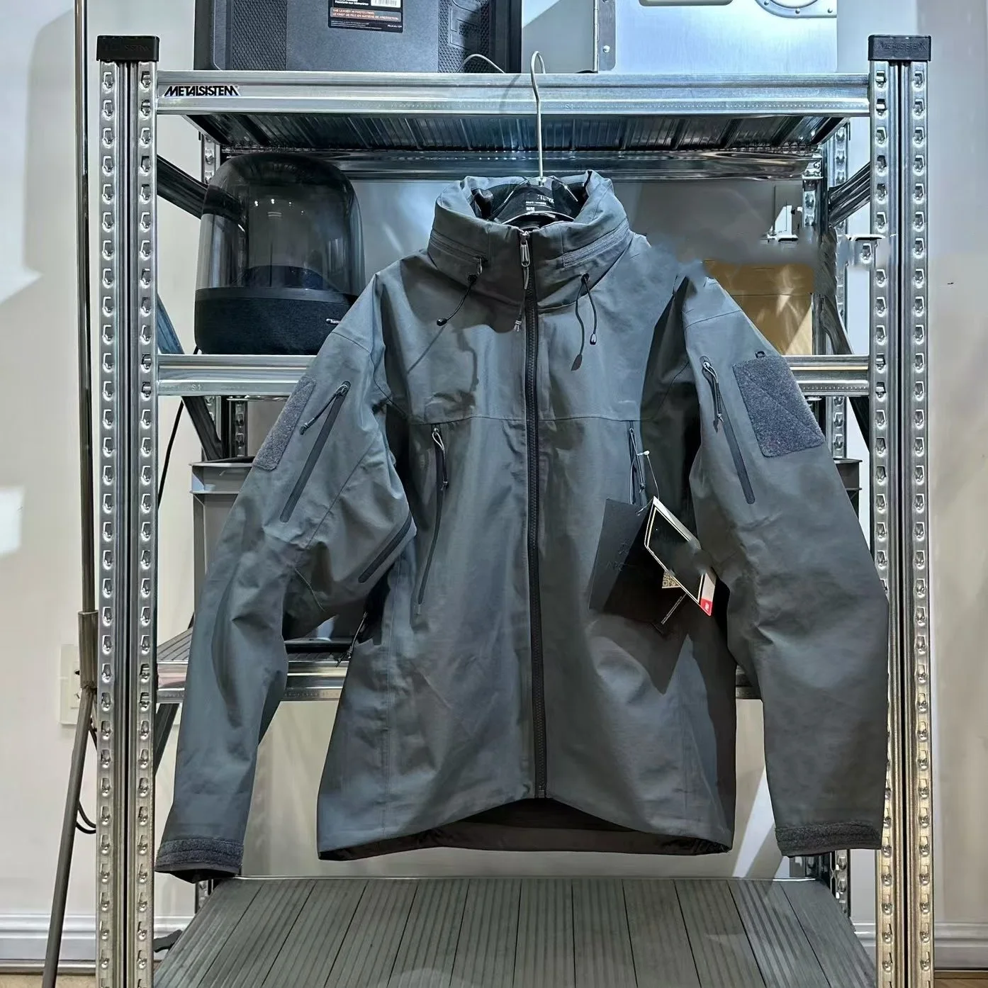 Traje de asalto individual Nylon 66 Stormsuit hombres mujeres Casual al aire libre impermeable cinta laminada sellado caza Trekking chaqueta - imagen 5