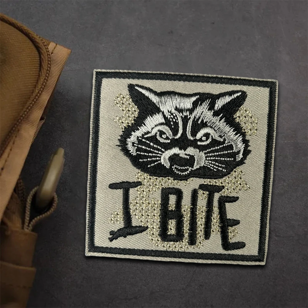 Parche táctico de cohete de mapache para ropa, insignia de moral militar, pegatinas para mochila, brazalete con gancho y bucle bordado, aplique para casco - imagen 2