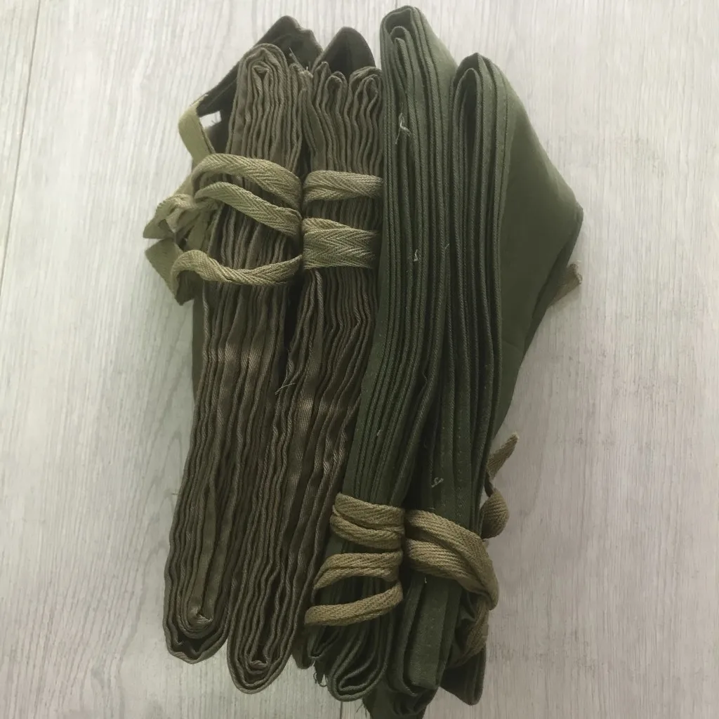 Clásico 65 cordones pantorrilla marchando correas de pierna amarillas y verdes rodilleras verdes militares almohadillas protectoras cinturón de corbata con cordones - imagen 2