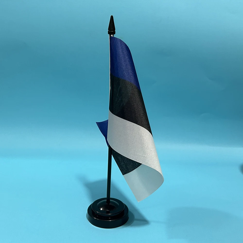 BANDERA DE SKY Bandera de escritorio de oficina Bandera de Estonia 14x21 cm bandera de poliéster de Estonia Bandera nacional Banner de país Adornos de escritorio Banderas - imagen 5