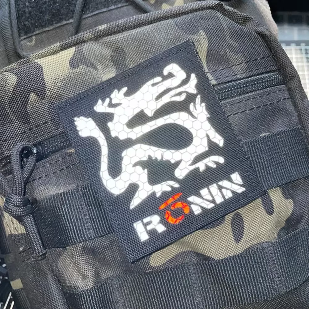 Ronin Parche táctico reflectante dragón negro PVC 3D - imagen 2
