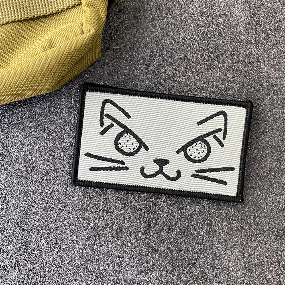 Parche de gancho y bucle tejido con estampado de expresión de gato, insignia de moral táctica, brazalete, escudo militar, accesorios para mochila, pegatinas - imagen 3