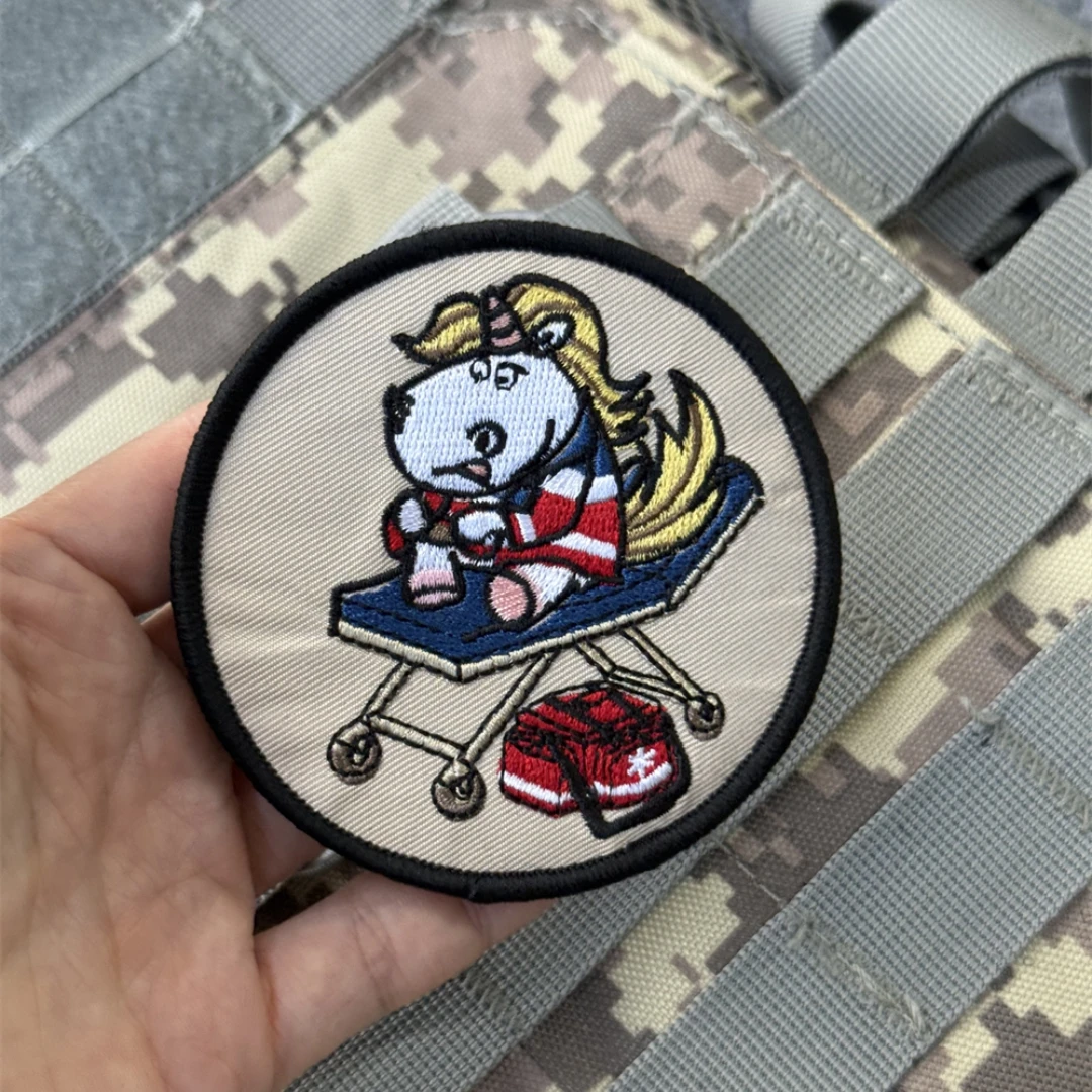 Parche táctico con insignia de moral bordada para cuidador de unicornio, parches militares con gancho y bucle para ropa, apliques adhesivos para mochila - imagen 3