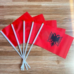 Bandera de mano de Albania, 14x21cm, 5/10/50/100 Uds., bandera pequeña ondeante de mano nacional albanesa, decoración de escritorio de países europeos del mundo