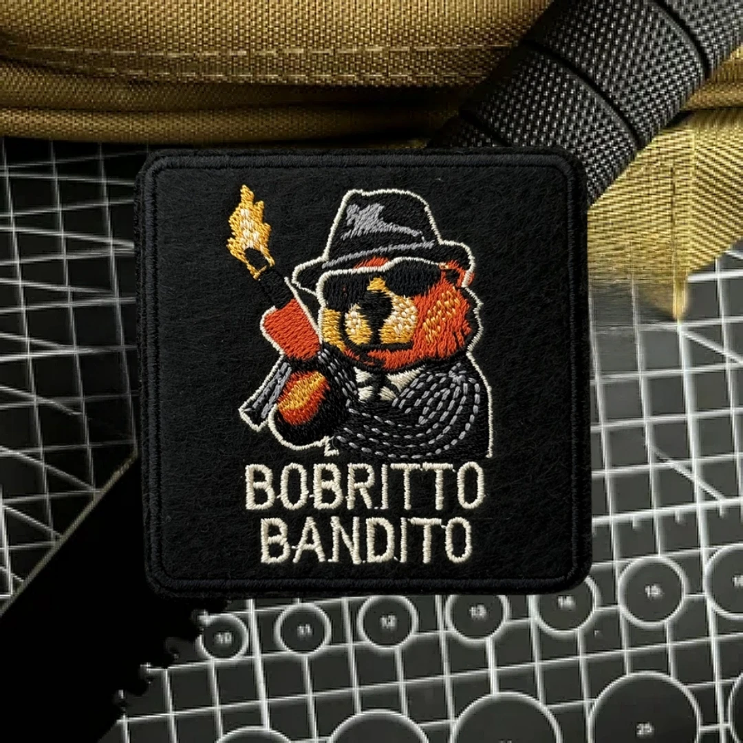 El oso usando gafas, parches tácticos de moral para ropa, parche bordado de gancho y bucle, pegatina para mochila militar - imagen 4