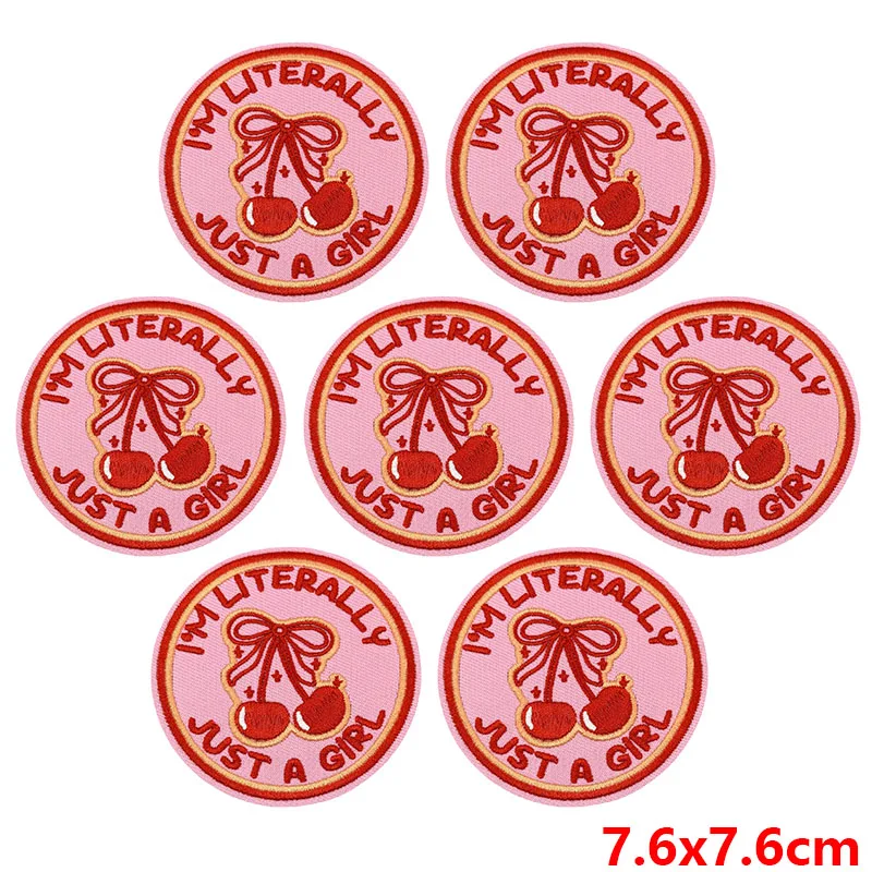 10 unids/lote, venta al por mayor, apliques de letras de dibujos animados, parches para planchar en ropa, frases/texto, parches bordados para pegatinas de ropa