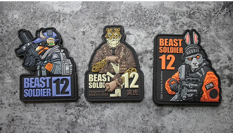 Tres pegatinas de soldado bestia diferentes