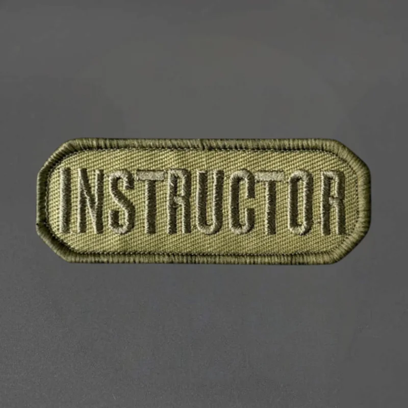 Parche bordado táctico INSTRUCTOR con velcro para chaleco y mochila - imagen 2