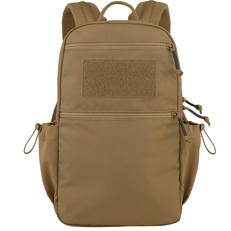 Mochila de viaje al aire libre impermeable liviana de 14 litros