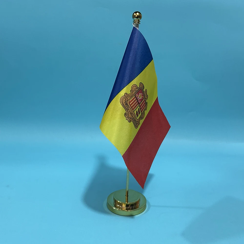 Bandera nacional de Andorra tamaño escritorio – Oficina poliéster - imagen 3