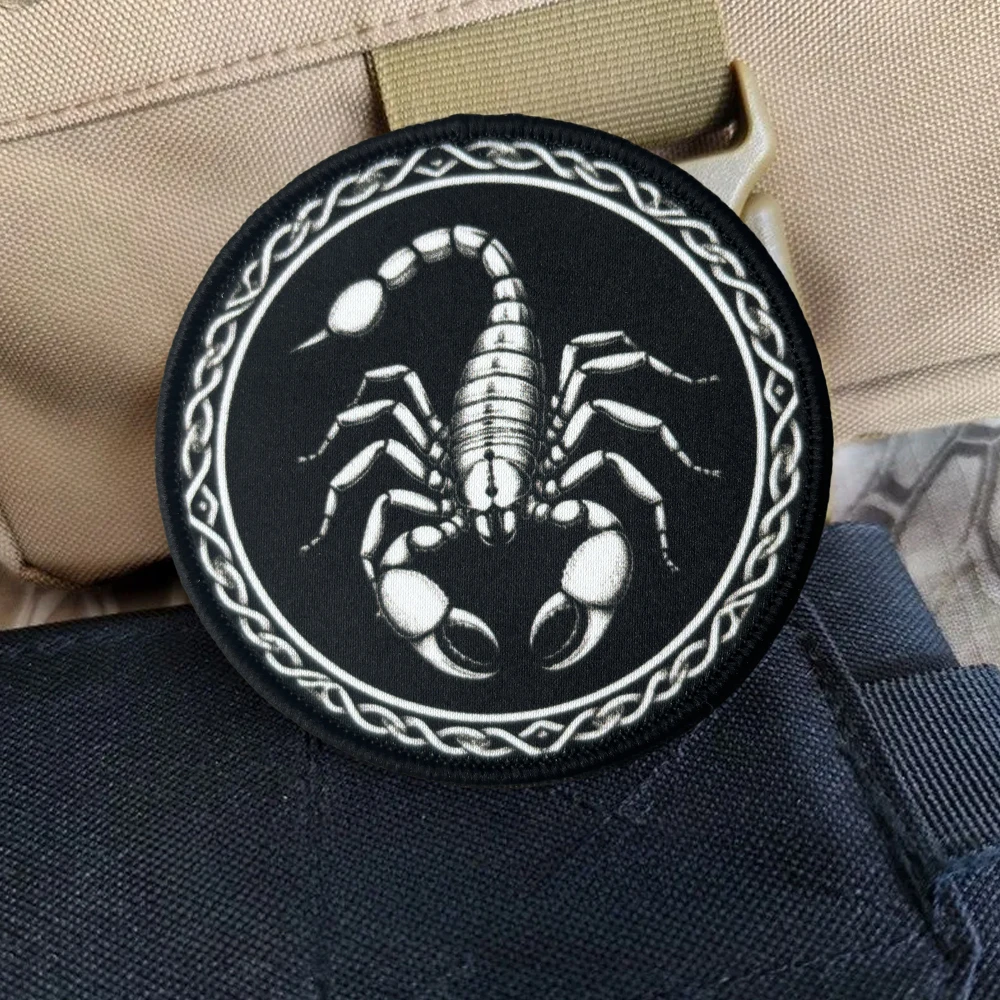 Parche táctico velcro Scorpion – Insignia de moral para mochila - imagen 4