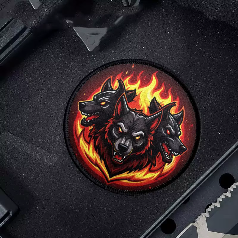Parche táctico Flame Hell Dog chevron moral con velcro - imagen 5