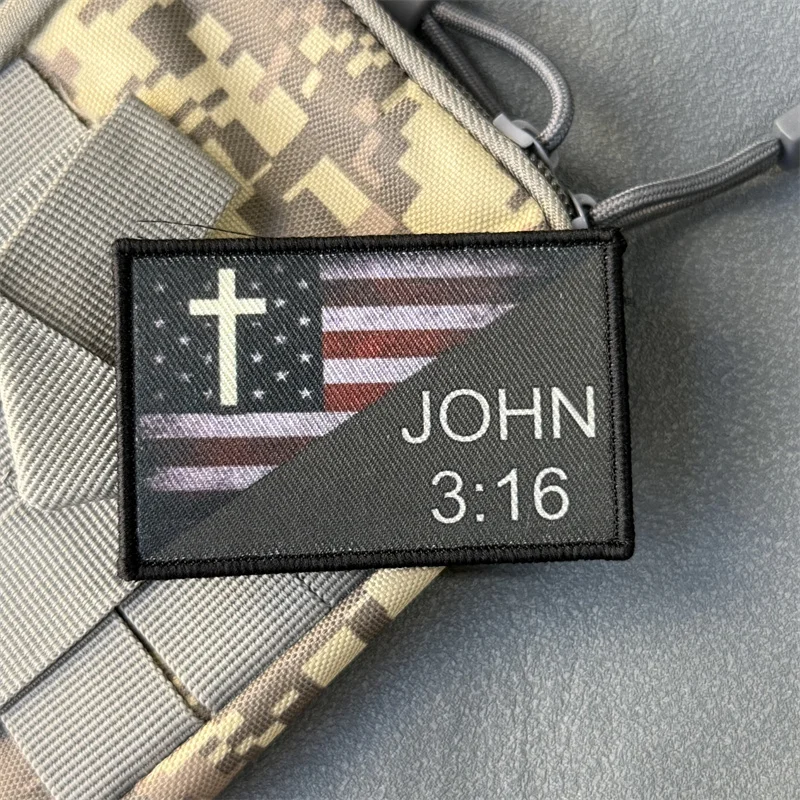 Parche táctico "JOHN 3:16", insignia de moral militar, impresión de gancho y bucle, mochila, accesorios de decoración de ropa, pegatinas, brazalete - imagen 3