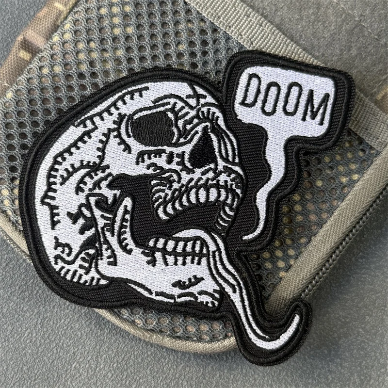 Parche "Doom Skull", insignia de moral táctica, gancho bordado y bucle, mochila, ropa, accesorios decorativos, pegatina, brazalete - imagen 4