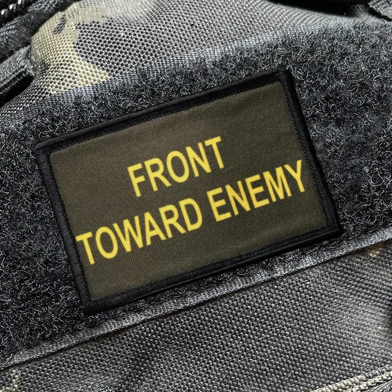Insignias de moral táctica Front Toward Enemy, parche impreso con gancho y bucle, parches militares, pegatina para mochila para ropa, brazalete - imagen 4