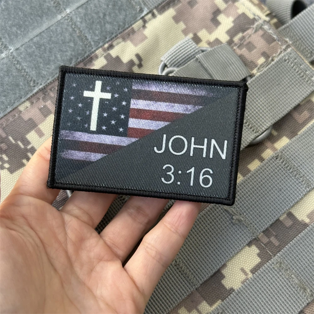 Parche de la Biblia "John 3:16 Bandera de EE. UU.), insignia de moral táctica, parches de gancho y bucle impresos para ropa, pegatina para mochila del ejército militar - imagen 3