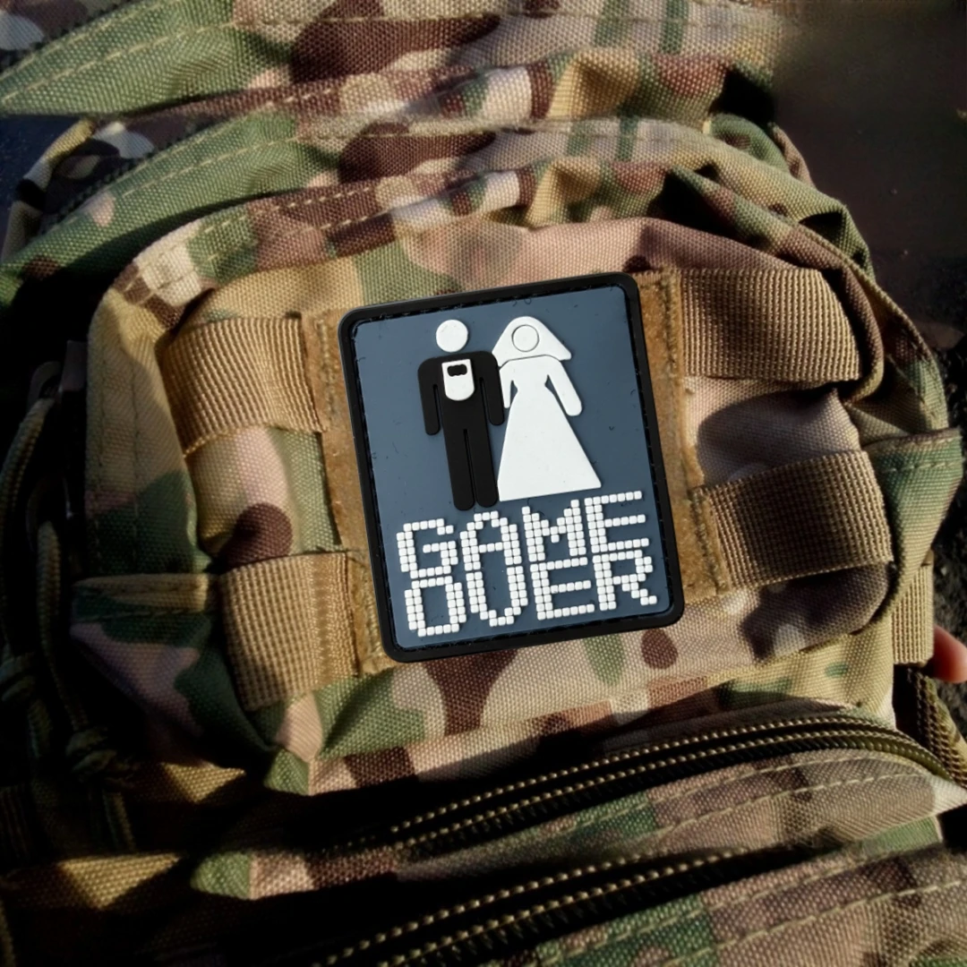 Después del juego termina la moral parche táctico parches de gancho y bucle de PVC para ropa brazalete militar táctico pegatina para mochila