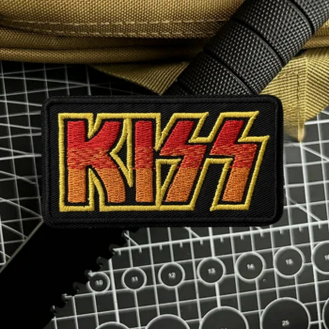 Mochila con gancho y bucle bordado Rock "KISS", pegatina para ropa, insignia de moral táctica, parches, brazalete militar del ejército - imagen 4