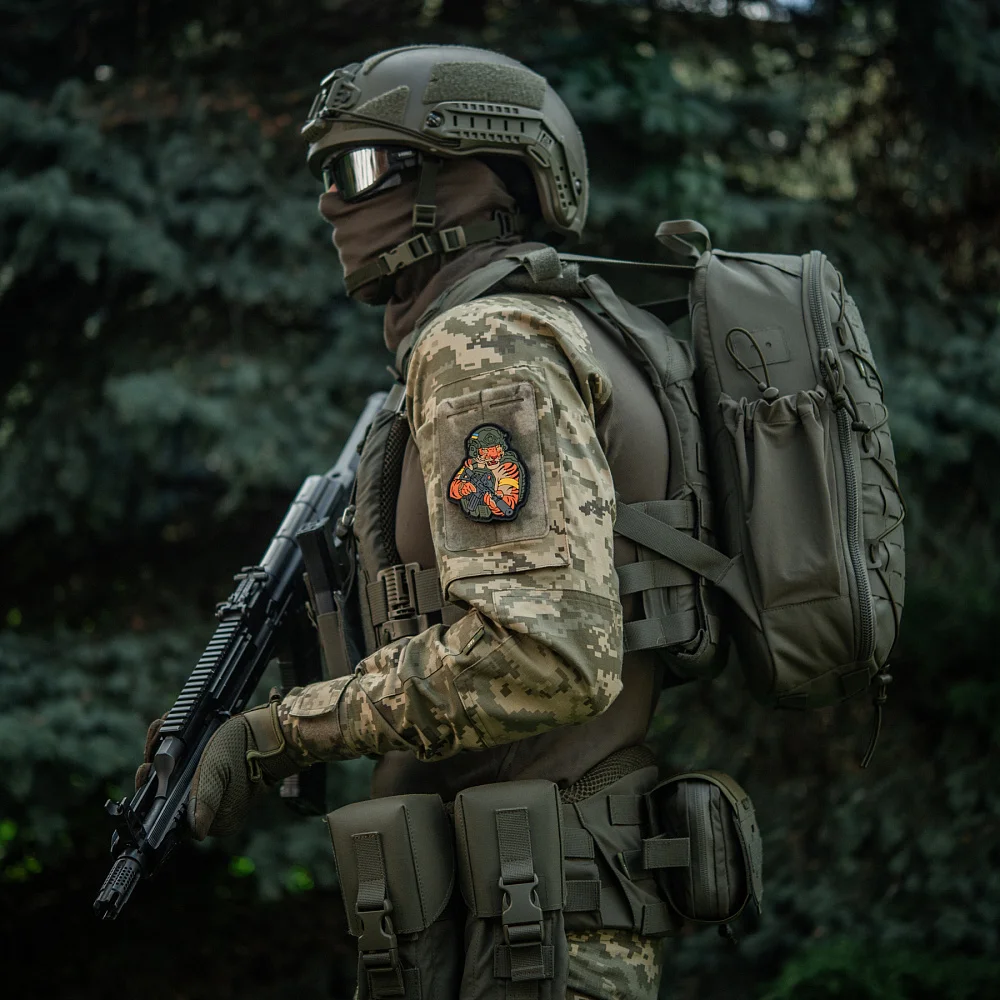Parche ucraniano, insignia táctica de moral de tigre, parches de PVC verde oliva, brazalete militar con gancho y bucle, pegatina decorativa para mochila - imagen 4