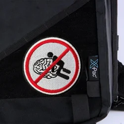 Parche bordado táctico con cierre Velcro actividad cerebral prohibida