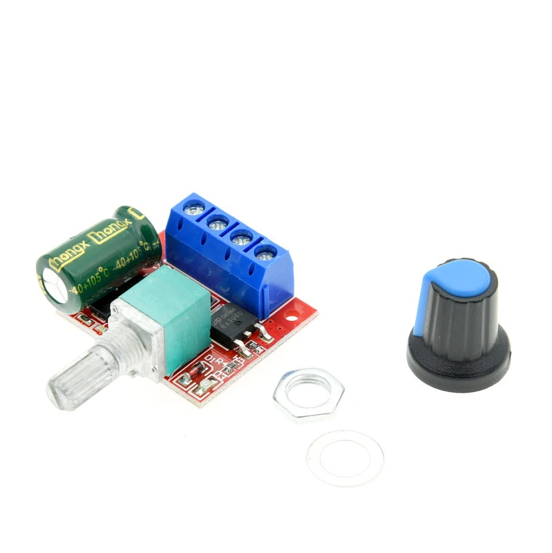 Vista frontal del modulador PWM con potenciómetro y terminales de conexión