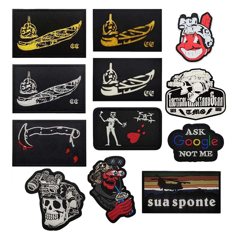 Parche PVC reflectante calavera barba negra – Equipamiento táctico - imagen 2