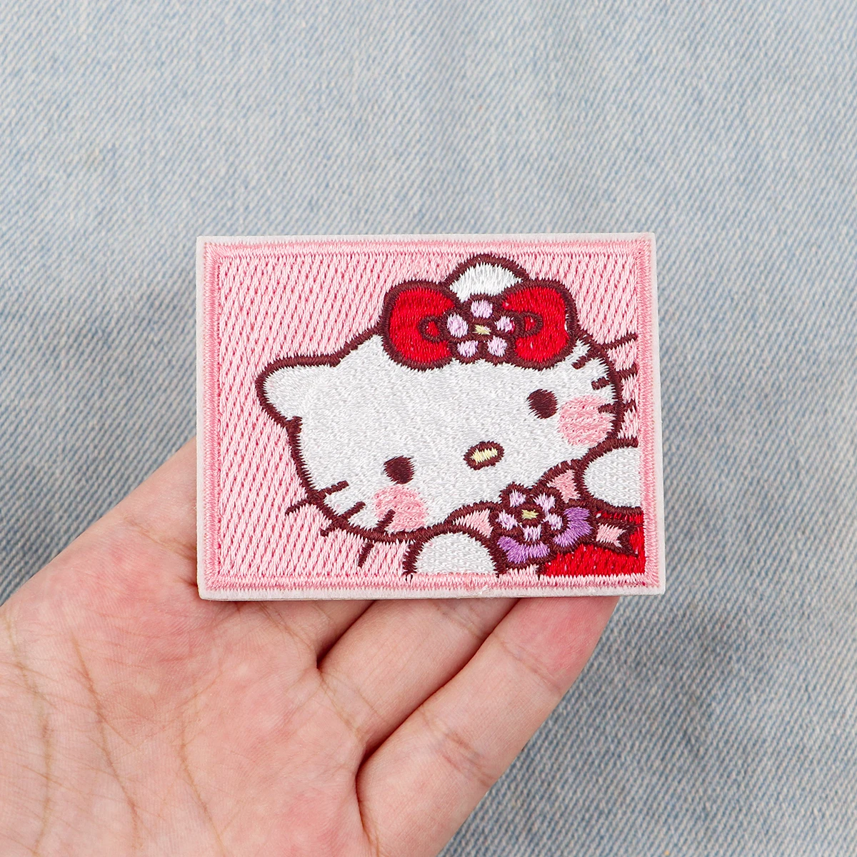 Parche bordado de gato Kawaii de Anime, parches para planchar con perro blanco para ropa, parches adhesivos para ropa, insignias para coser DIY - imagen 3