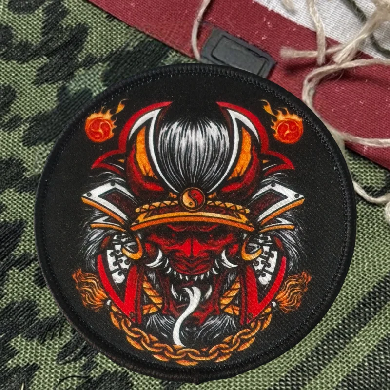 Parche táctico autoadhesivo guerrero demonio para mochila - imagen 4
