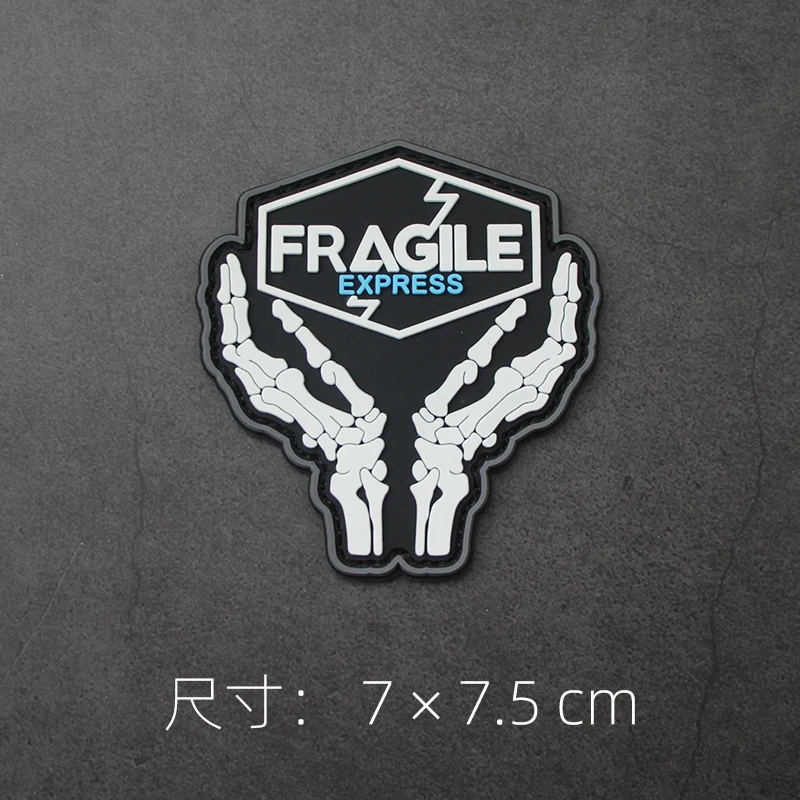 Accesorios para bolsas al aire libre, insignia luminosa de goma suave de PVC, puentes para novias, mochila de moral, parche de gancho y bucle - imagen 2