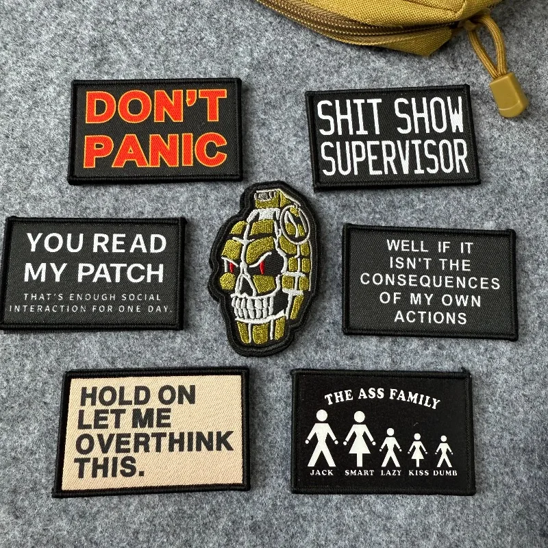 Parche divertido “Hold on Let Me Overthink This” Insignia moral con respaldo de gancho y bucle, apliques de tela para mochila de ropa